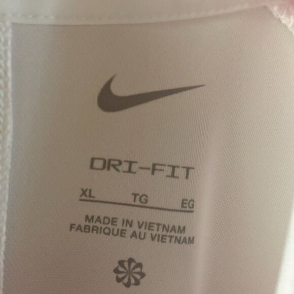 Men's "It's all about the Warrior" Nike Dri Fit - Size XL - Picture 4 of 5